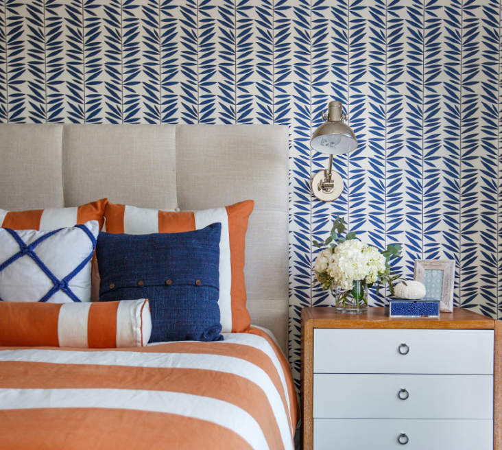 Leaf Stripe Wallpaper