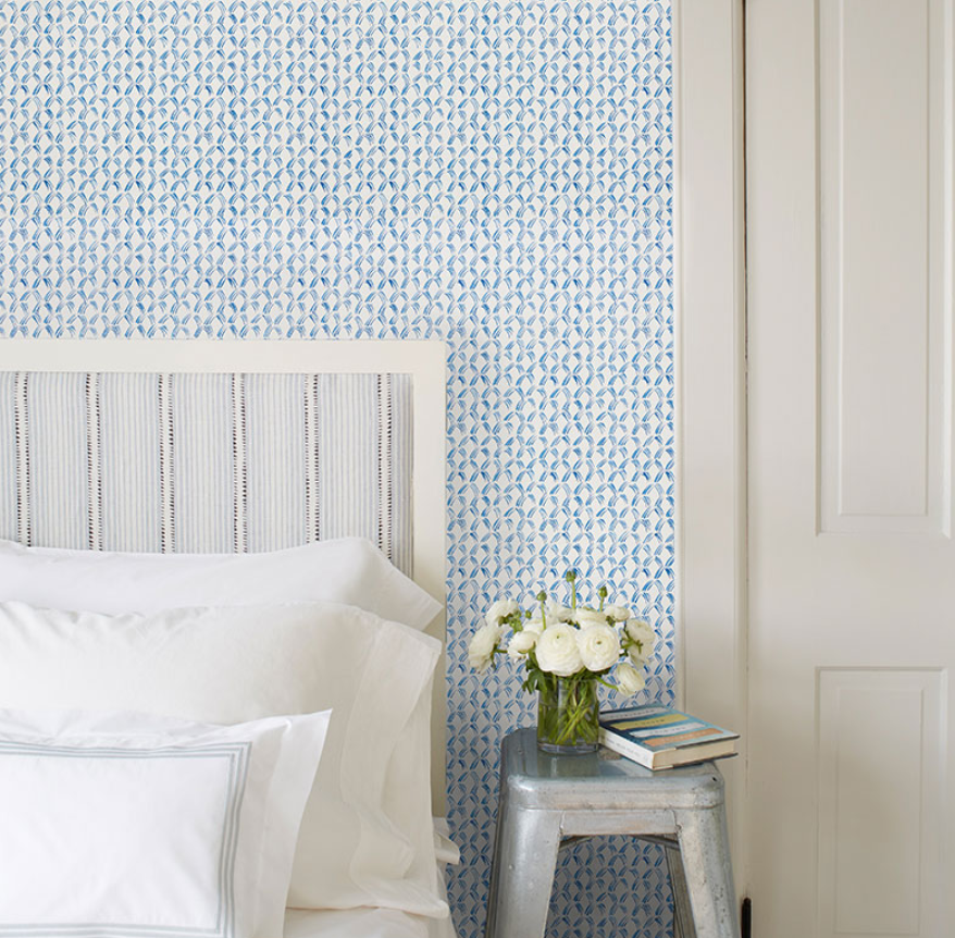 Trevi Diamond Wallpaper