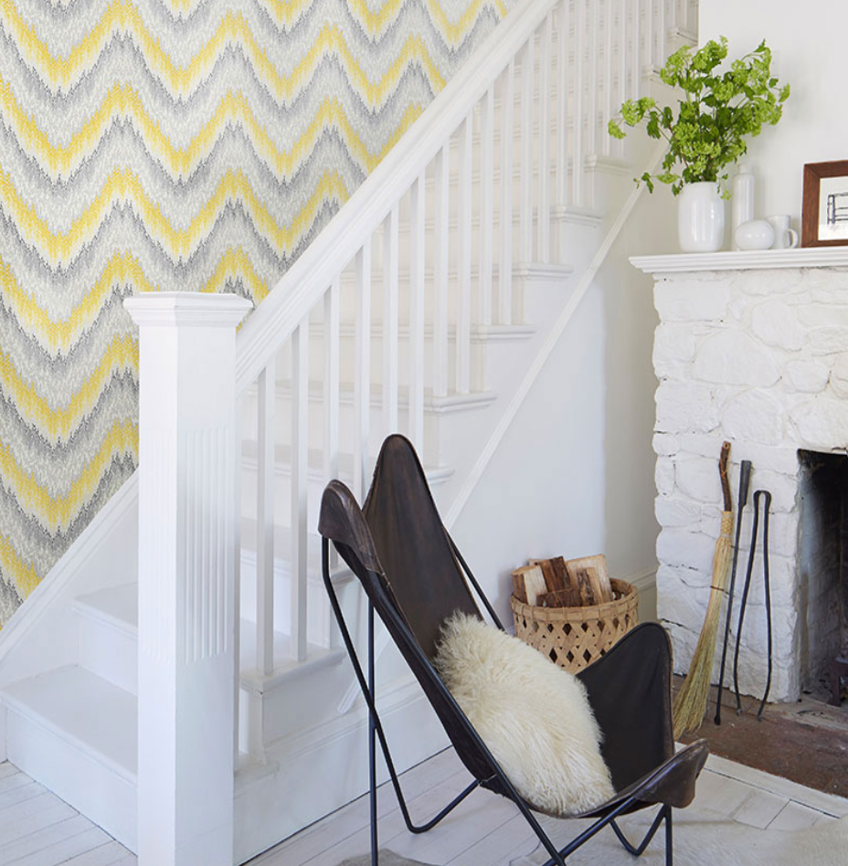 Petite Feu Wallpaper